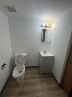4425 S Archer Avenue A4 Property Photo 3