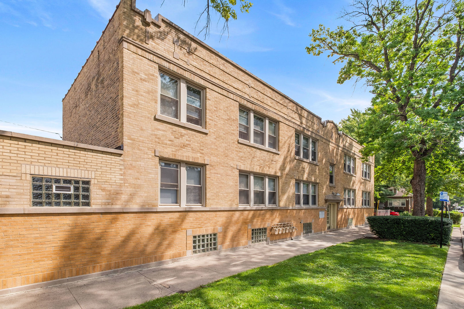 12718636 Property Photo 1