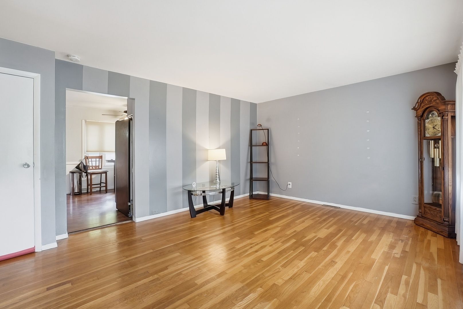 18833 Park Avenue Property Photo 3