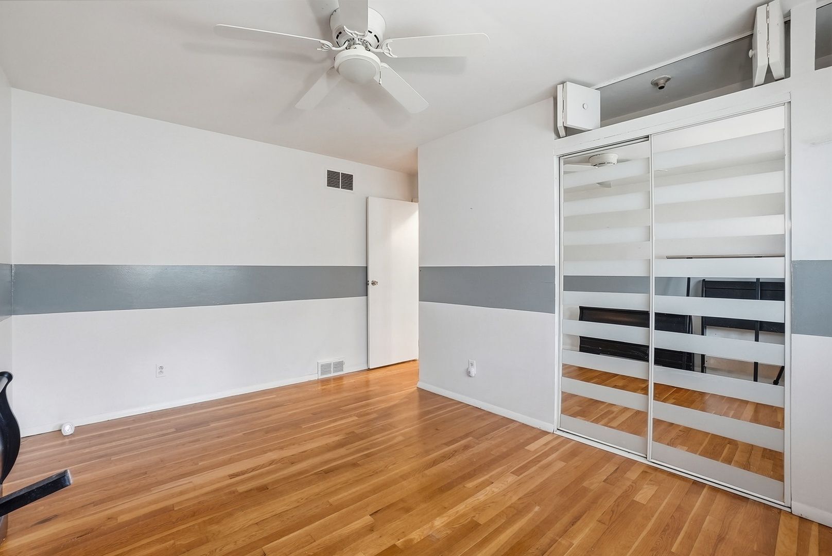 18833 Park Avenue Property Photo 10