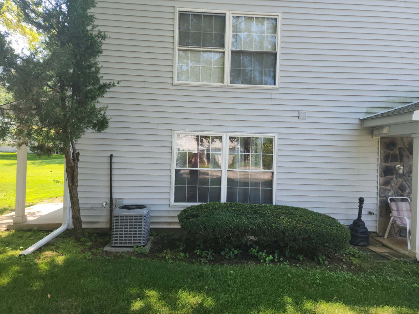 1380 N Glen Circle B Property Photo 4