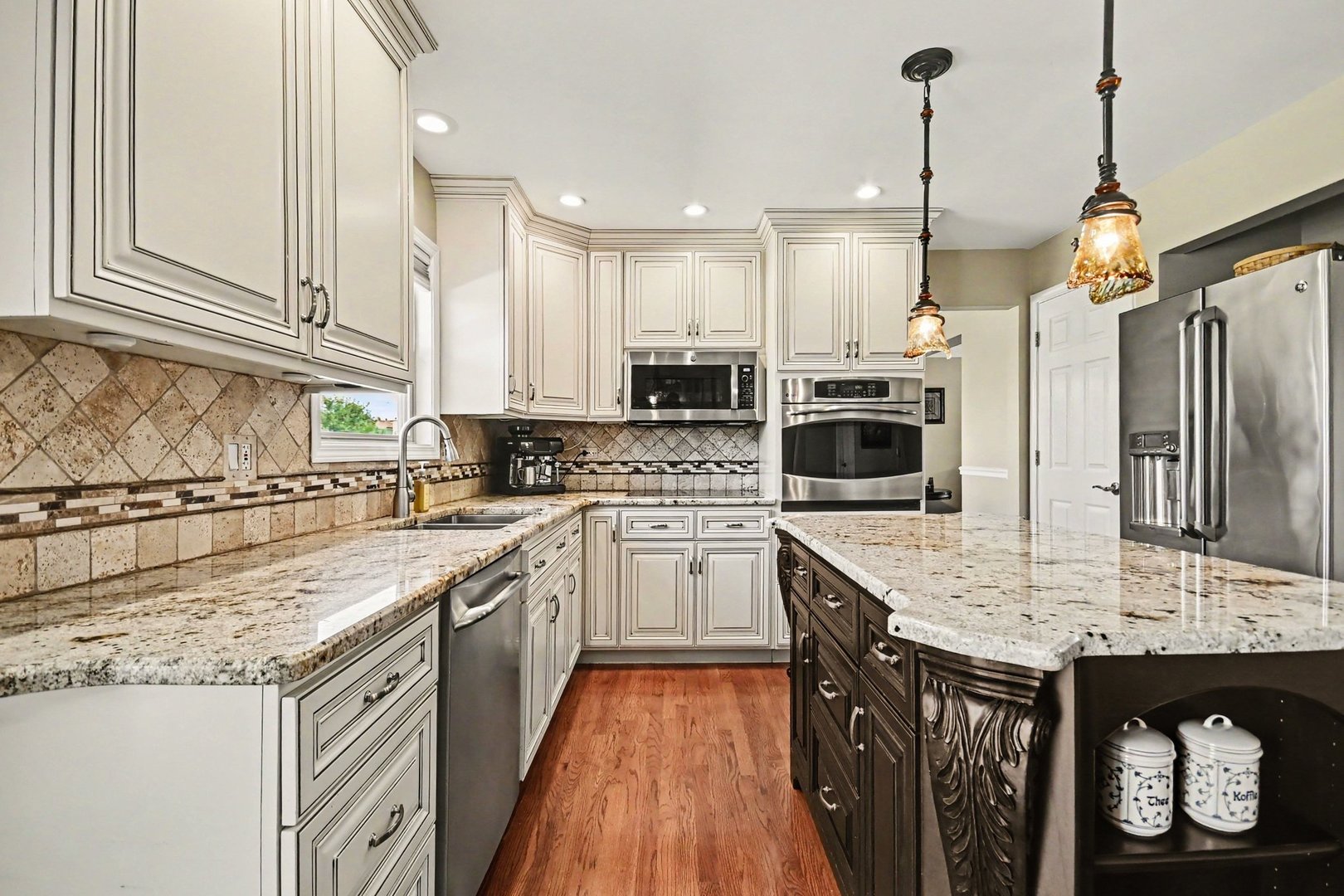 25308 W Sunderlin Road Property Photo 4
