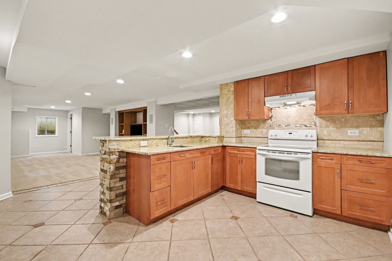 25308 W Sunderlin Road Property Photo 25