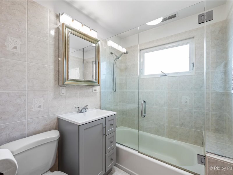 8224 N Oleander Avenue Property Photo 36