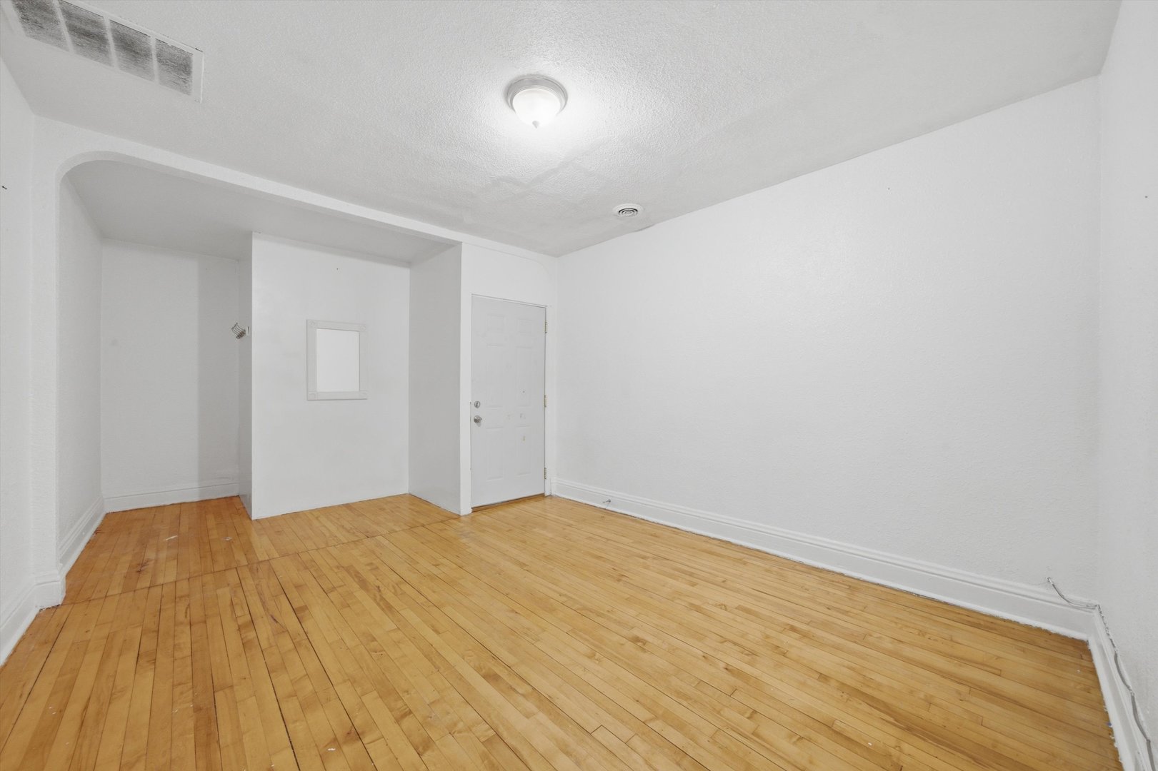 125 N 22nd Avenue Property Photo 19