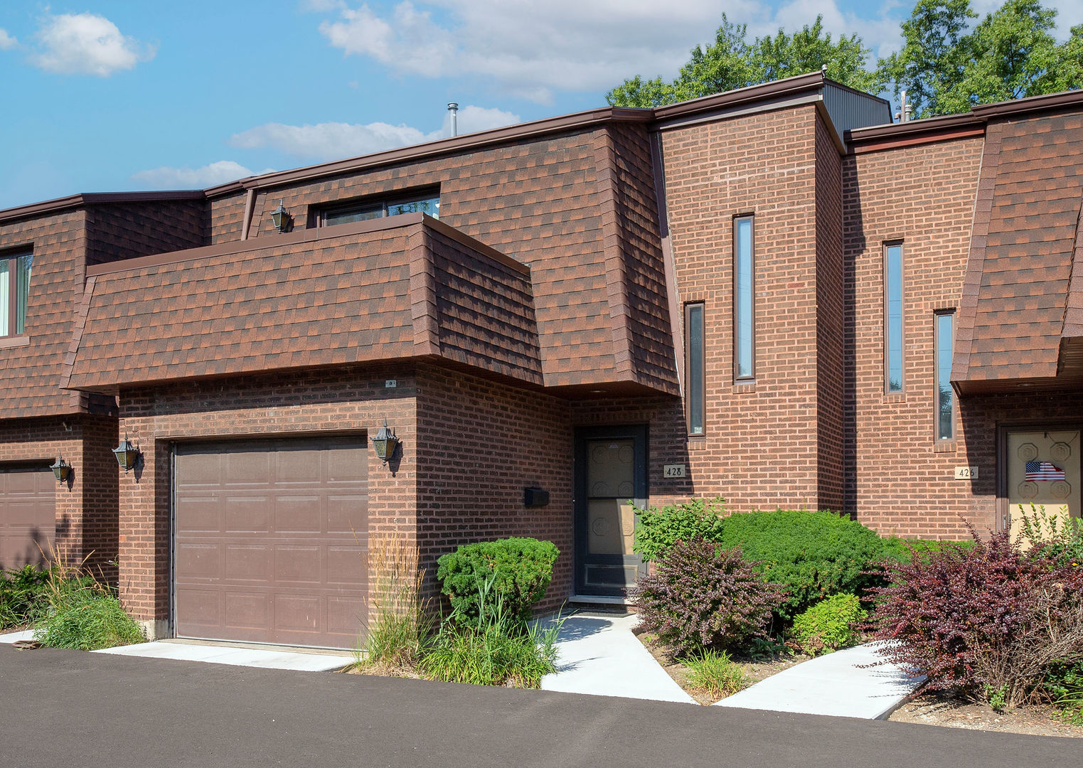 428 S Dee Road Property Photo 1