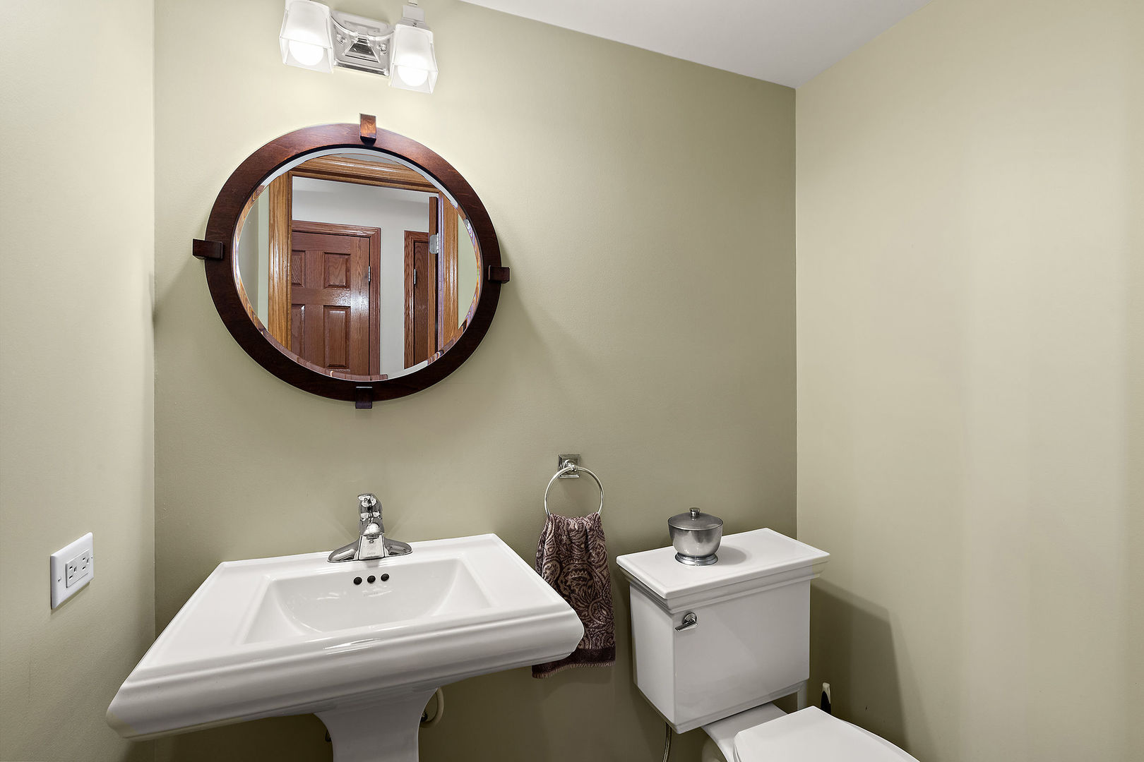 428 S Dee Road Property Photo 8
