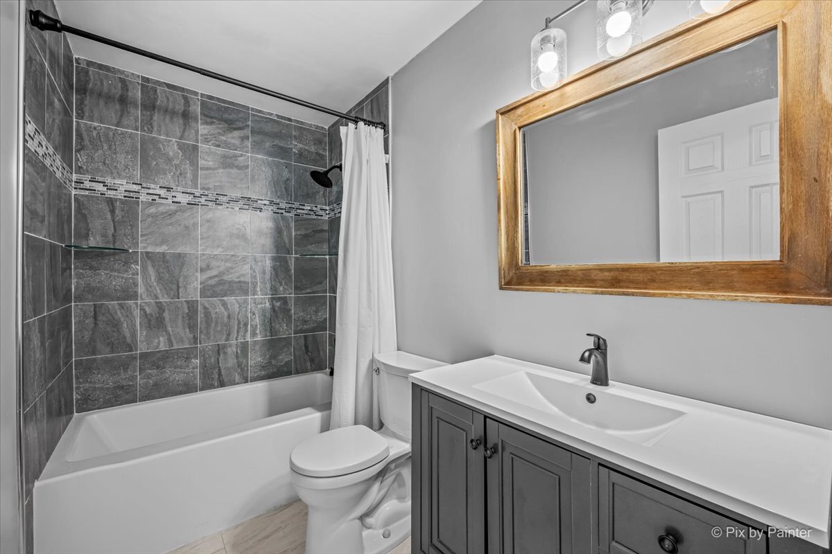2711 Old Oak Drive Property Photo 41