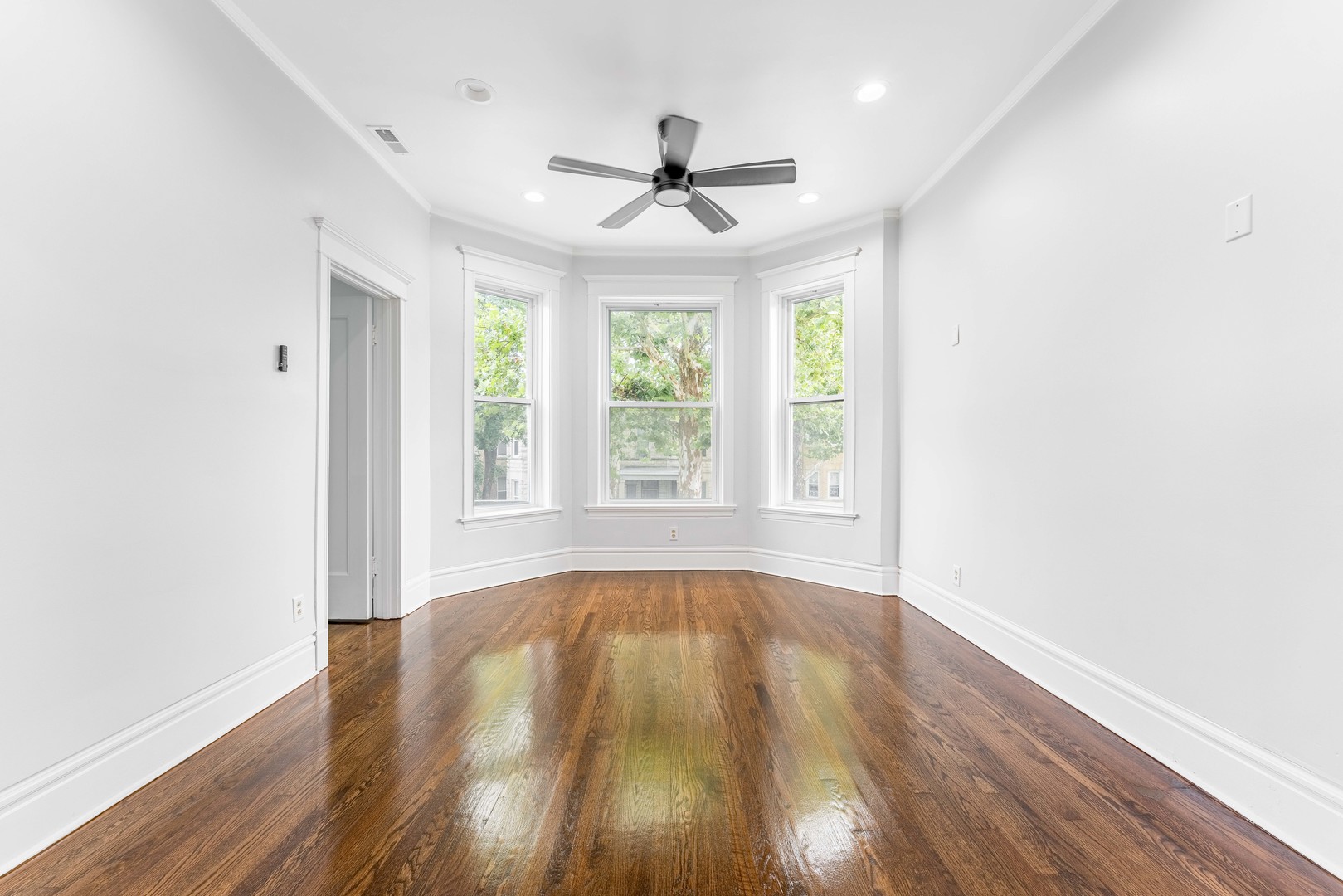 1632 S Drake Avenue 2 Property Photo 2