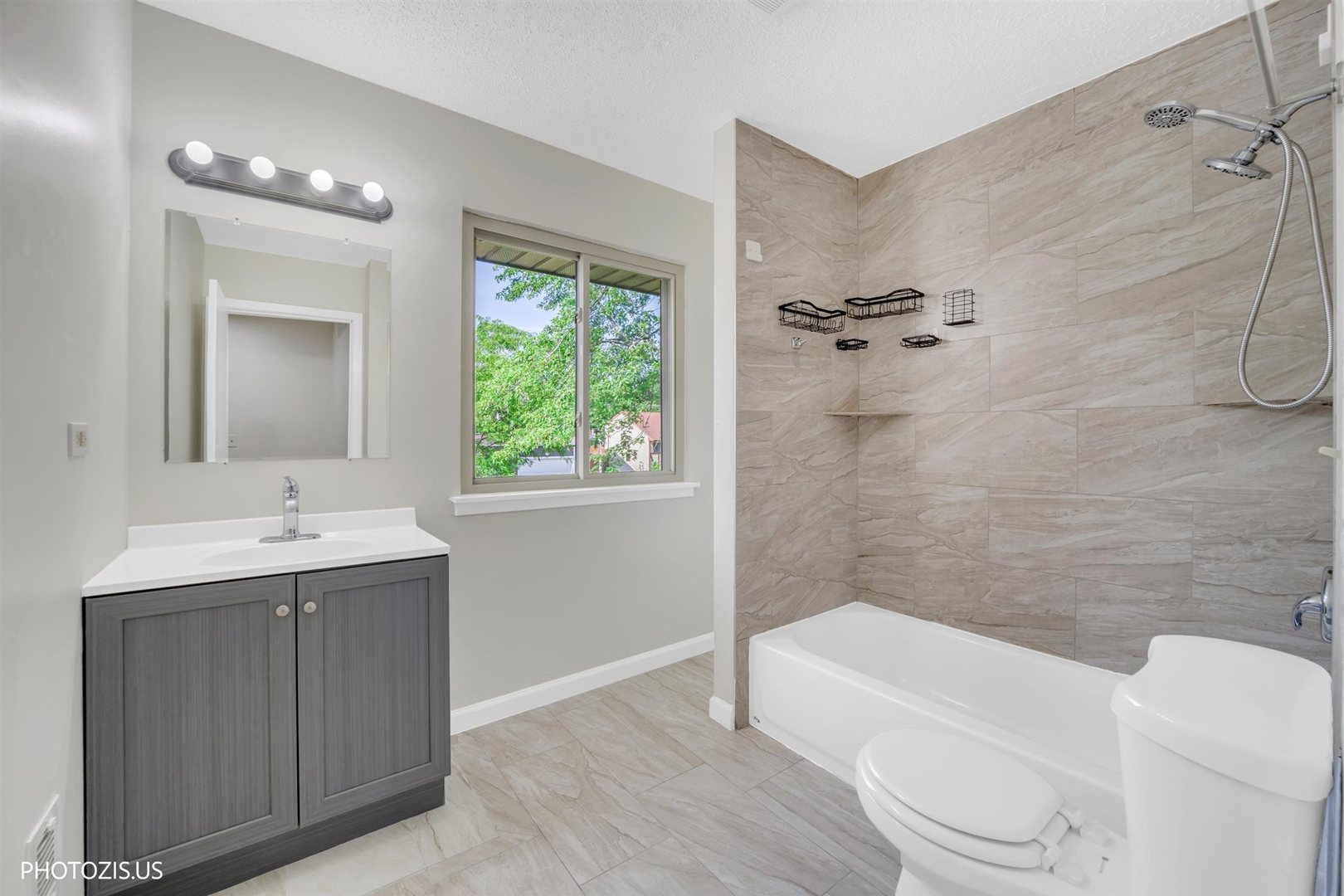 1405 Merrimac Lane Property Photo 30