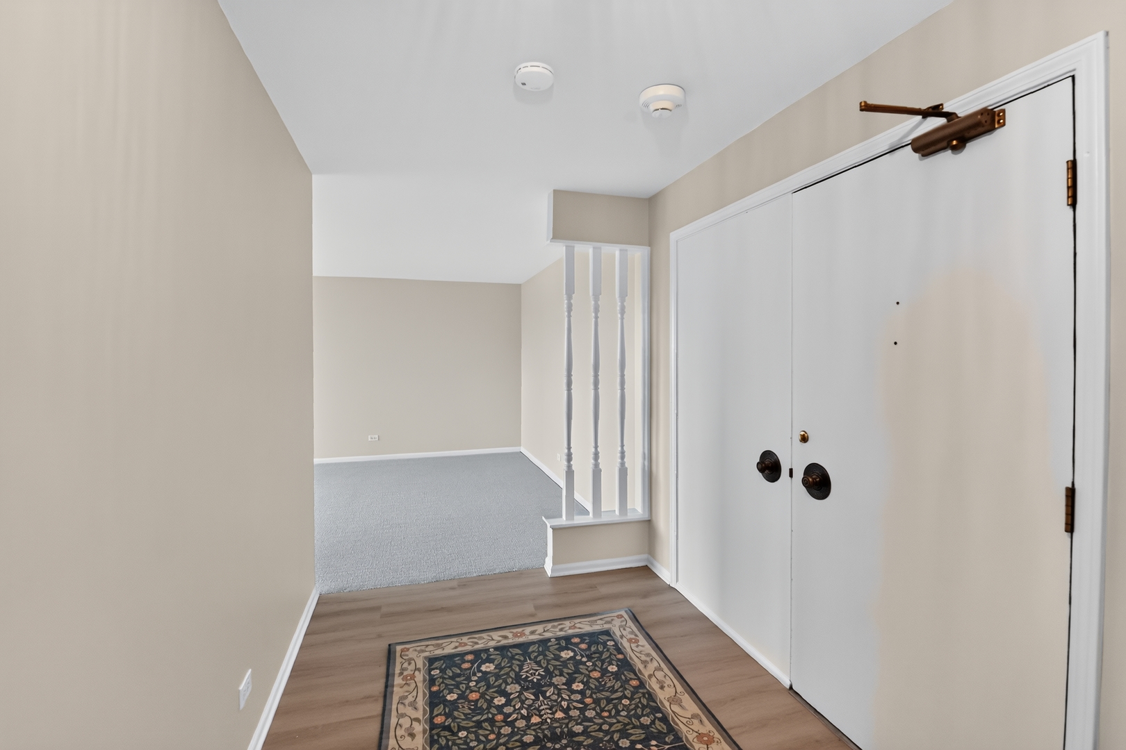 453 Raintree Drive 5g Property Photo 4