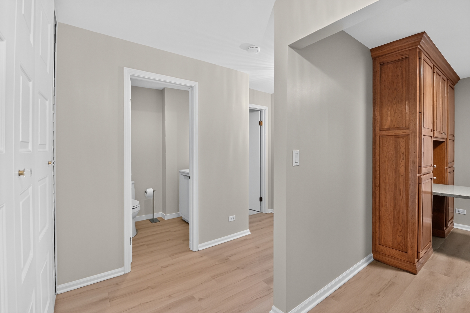 453 Raintree Drive 5g Property Photo 5