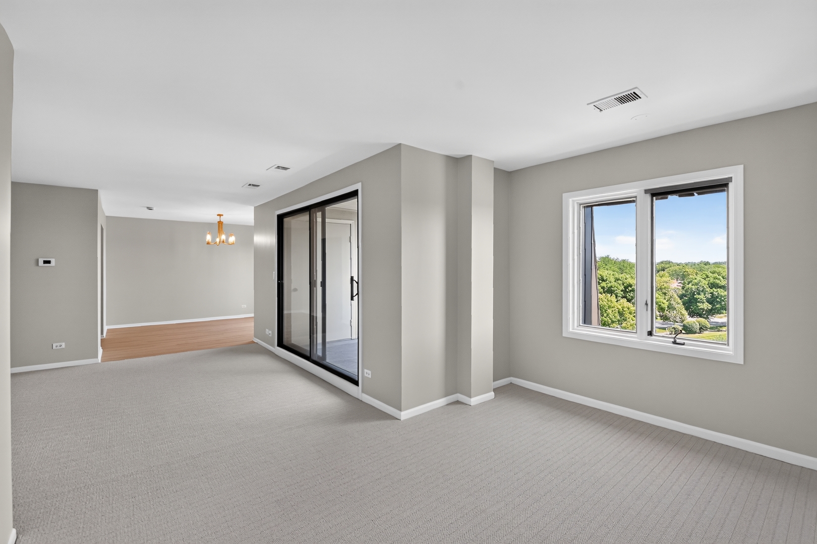 453 Raintree Drive 5g Property Photo 12