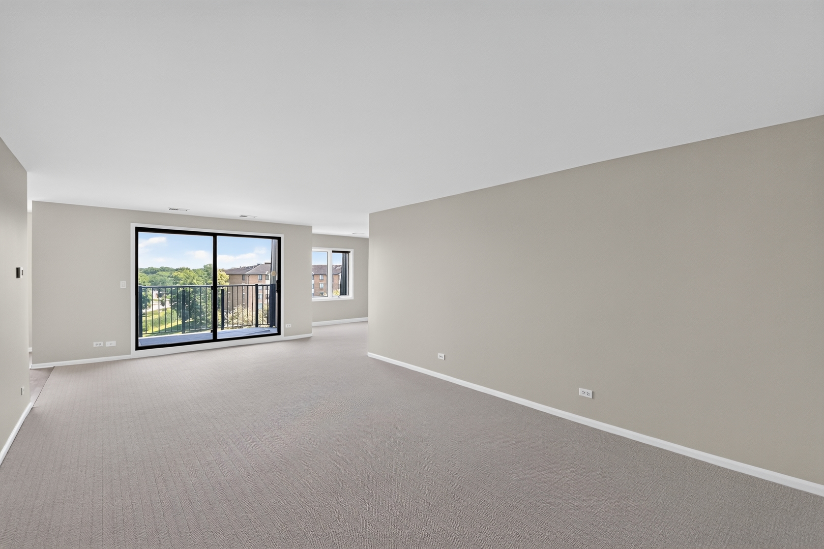 453 Raintree Drive 5g Property Photo 13