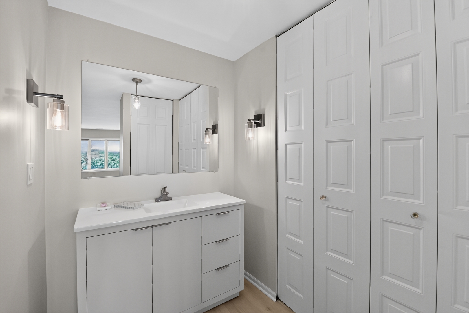 453 Raintree Drive 5g Property Photo 20