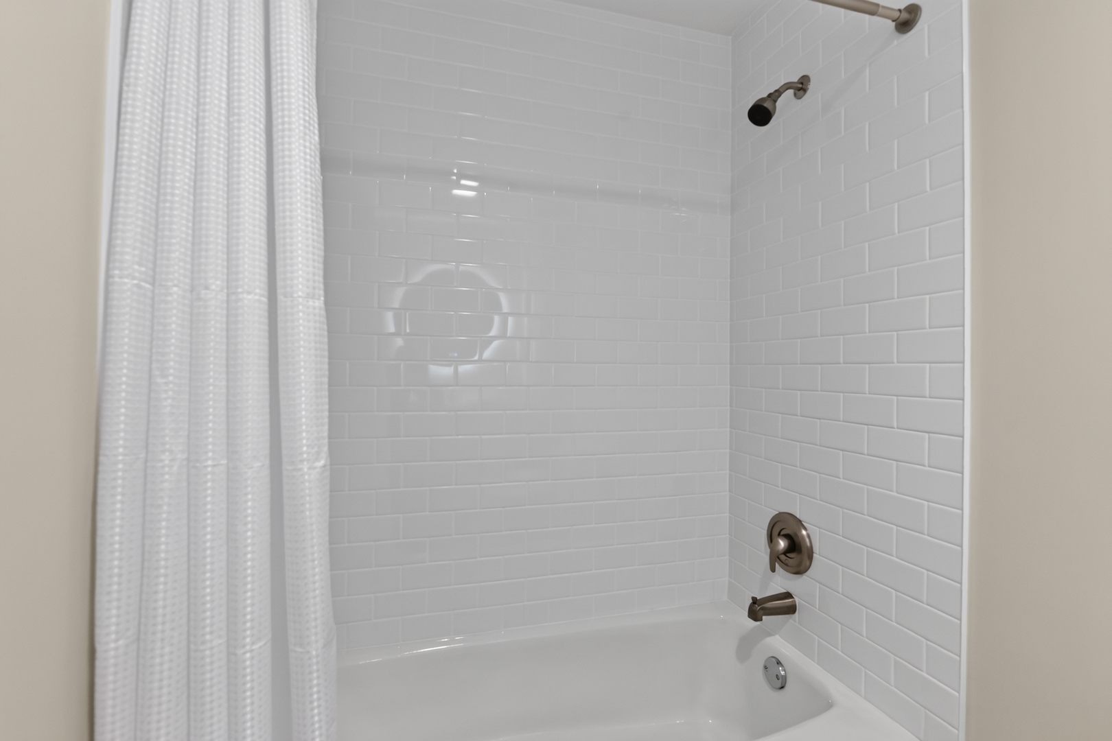 453 Raintree Drive 5g Property Photo 22