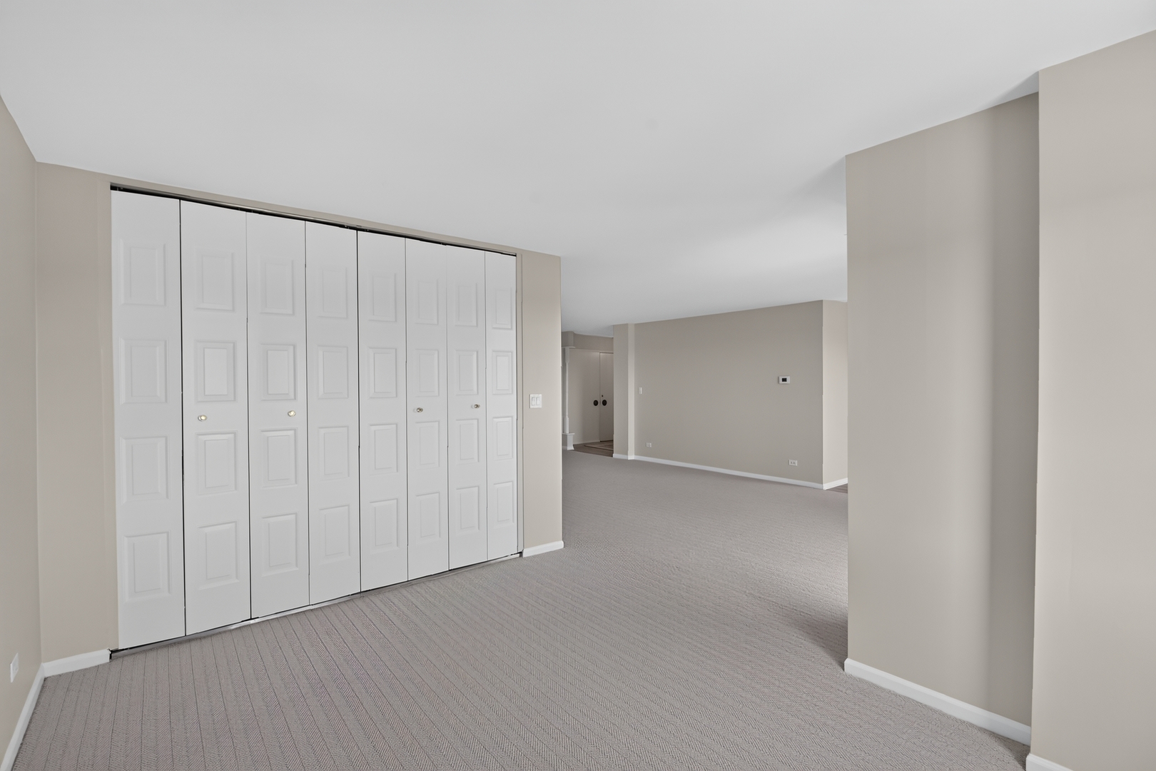 453 Raintree Drive 5g Property Photo 24