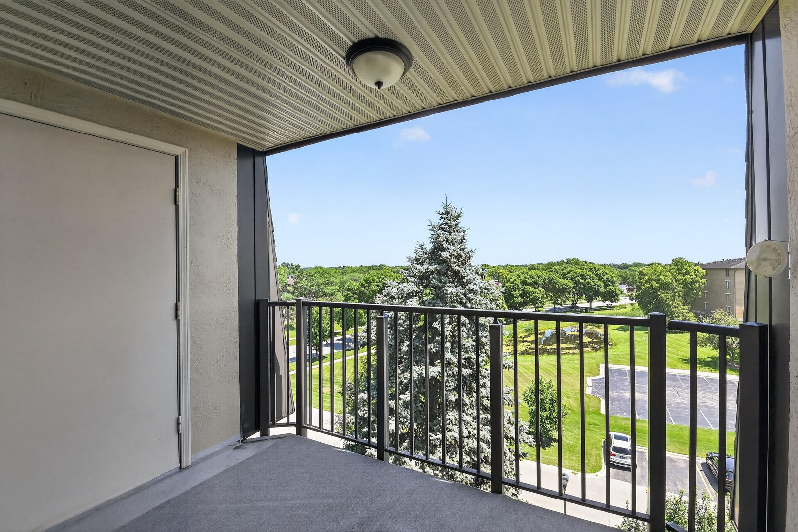 453 Raintree Drive 5g Property Photo 34