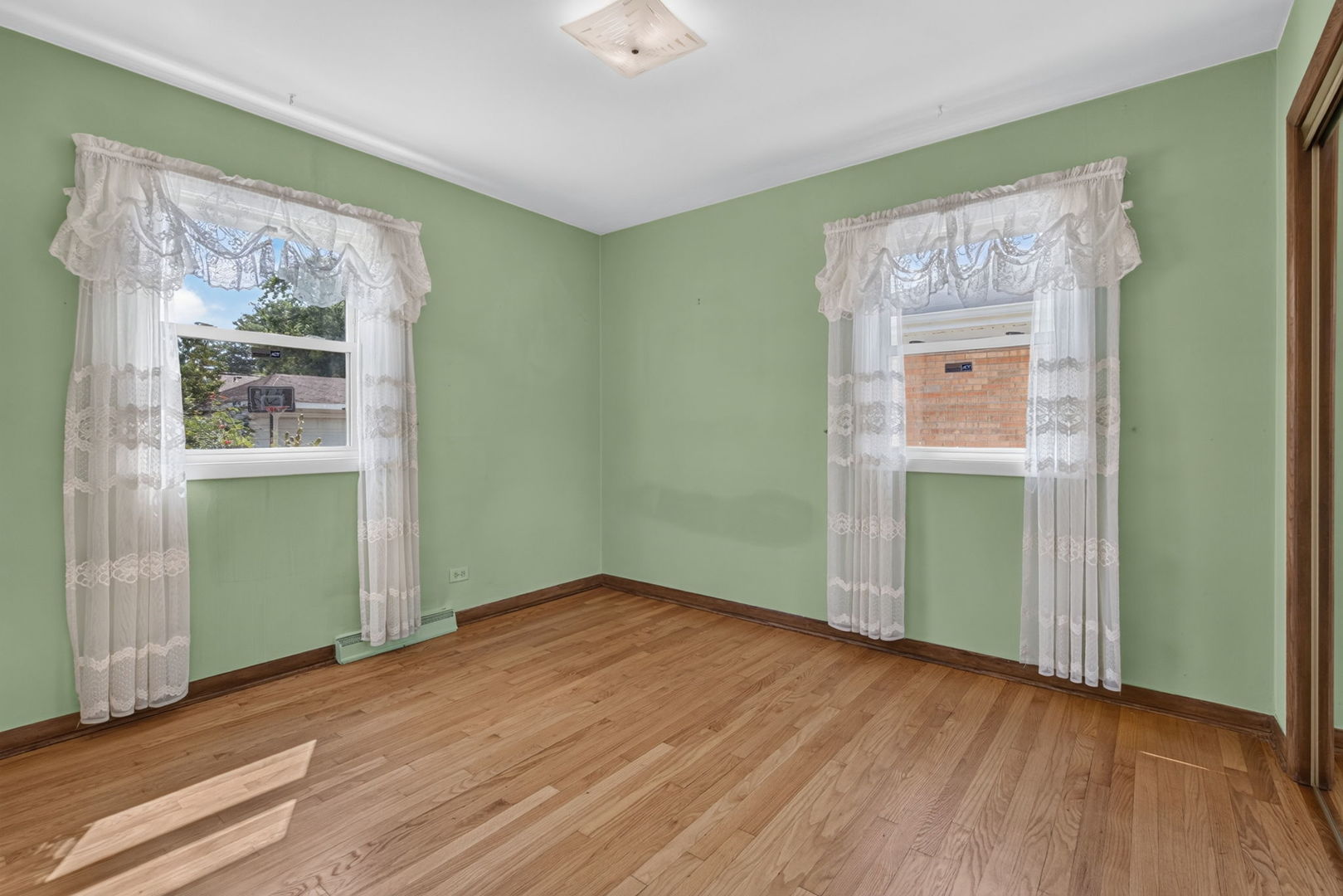 1621 Boeger Avenue Property Photo 20