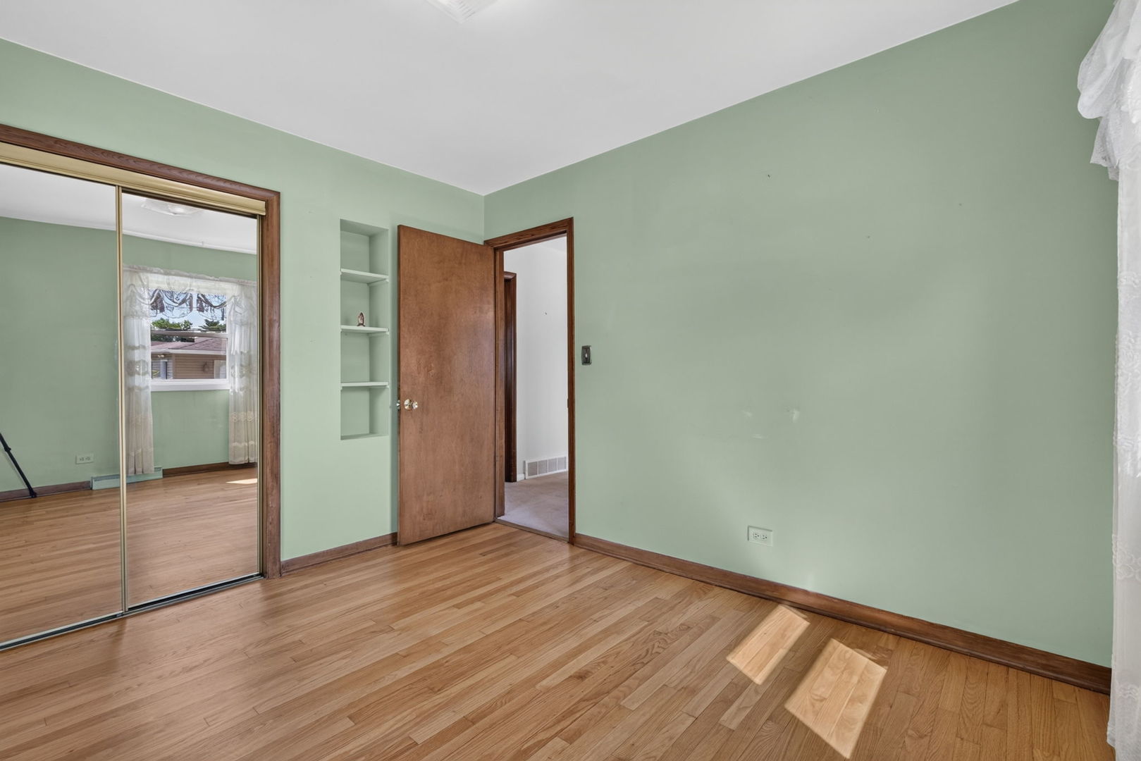1621 Boeger Avenue Property Photo 21