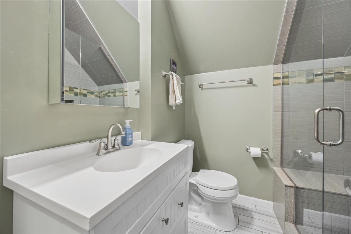 1015 Beloit Avenue Property Photo 19