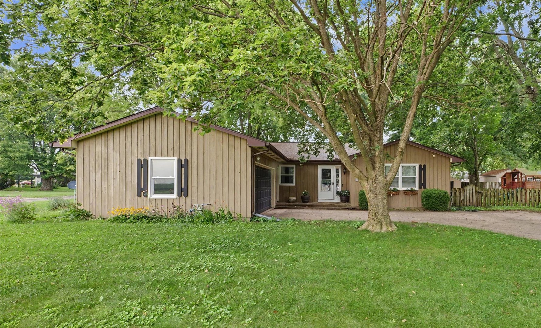 110 N Joy Drive