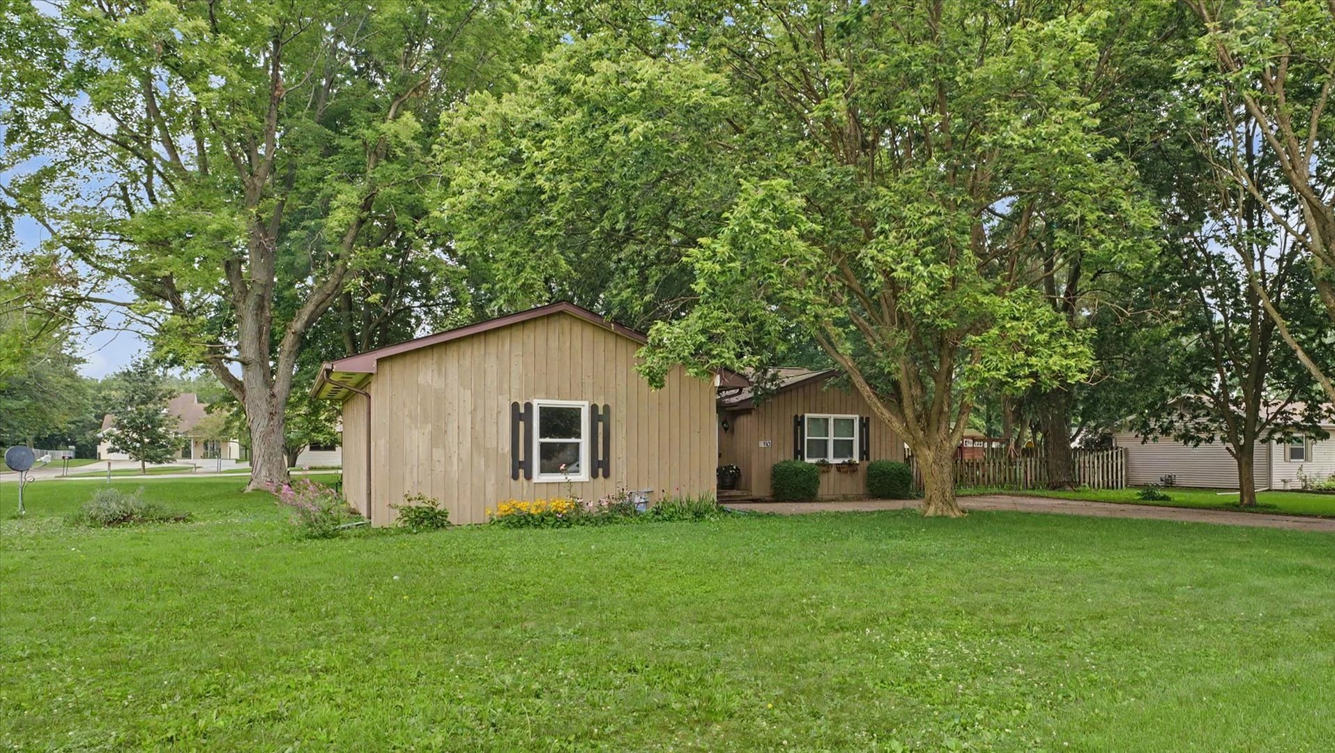 110 N Joy Drive Property Photo 3