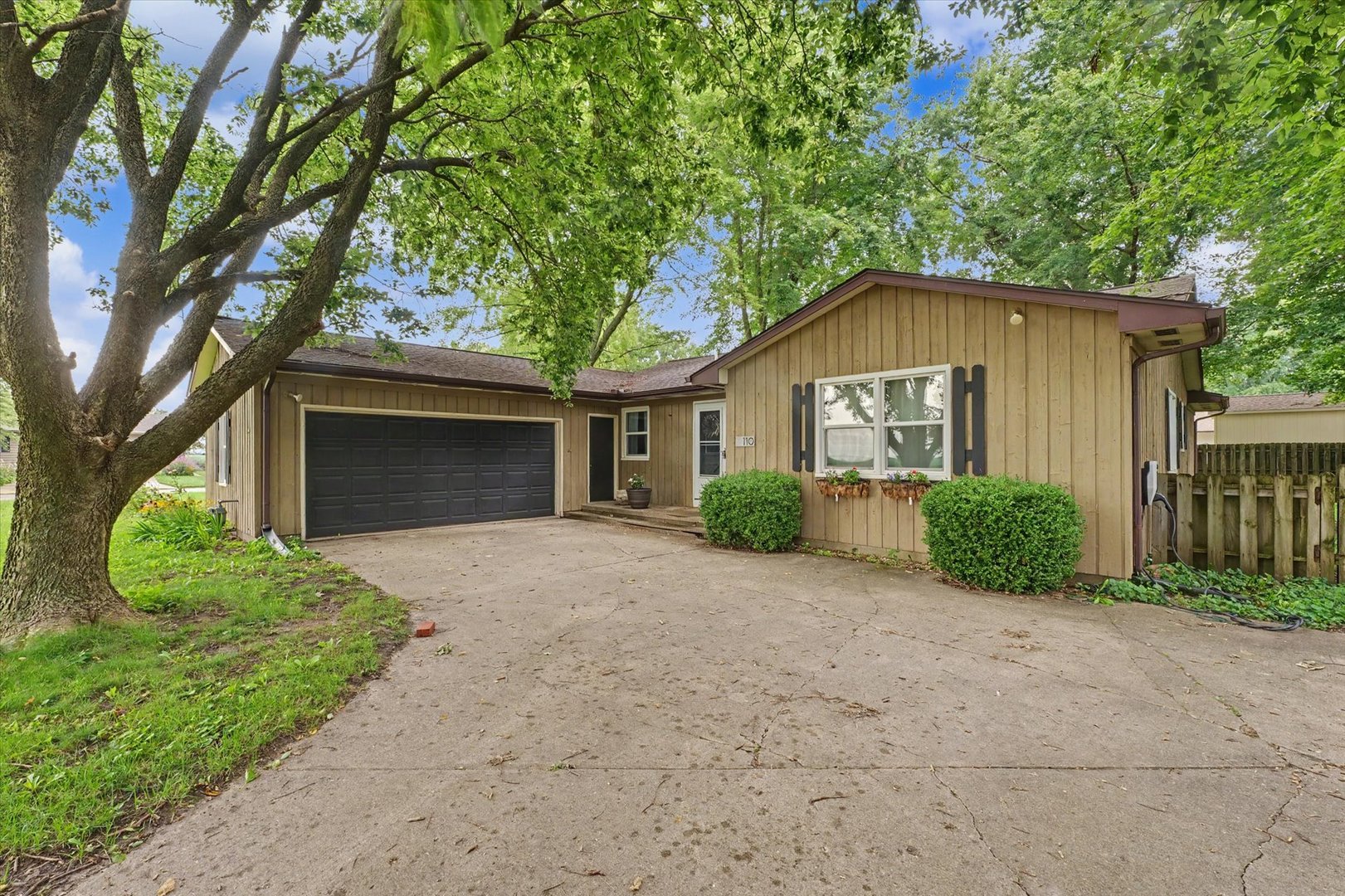 110 N Joy Drive Property Photo 4
