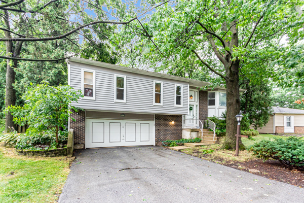 143 Camelot Way Property Photo 3
