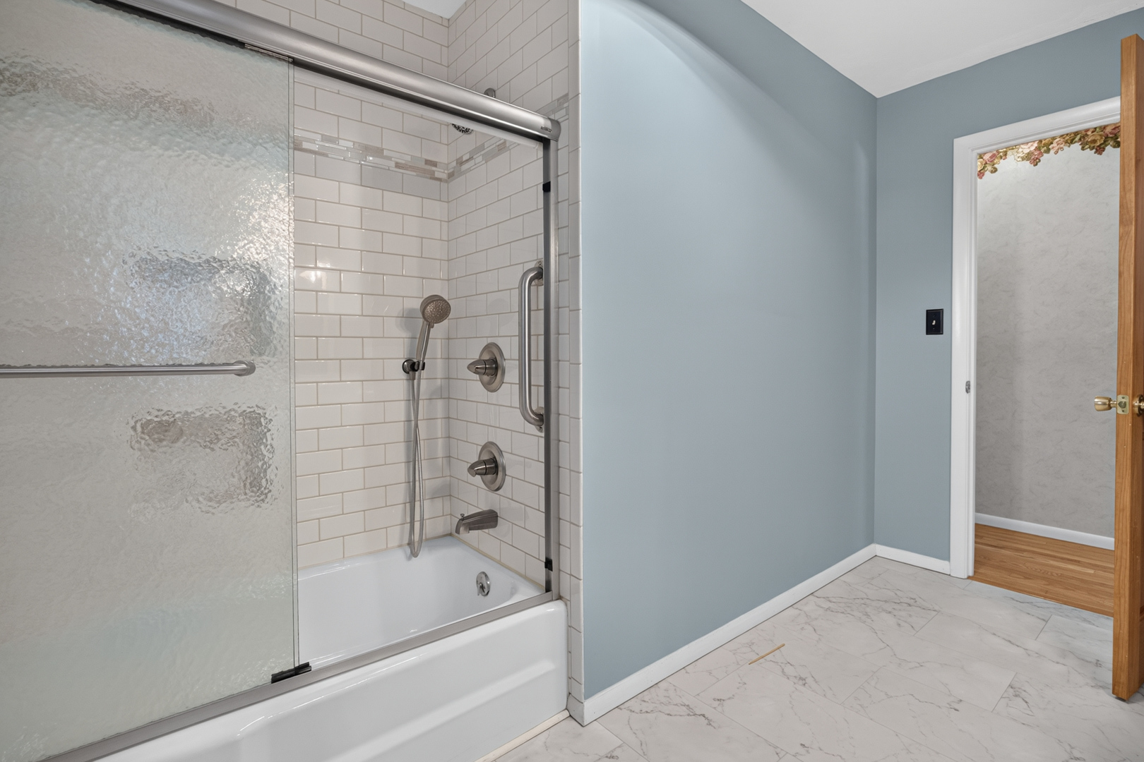 1204 Searle Drive Property Photo 12