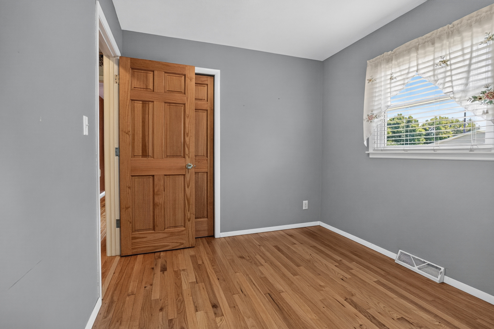 1204 Searle Drive Property Photo 15