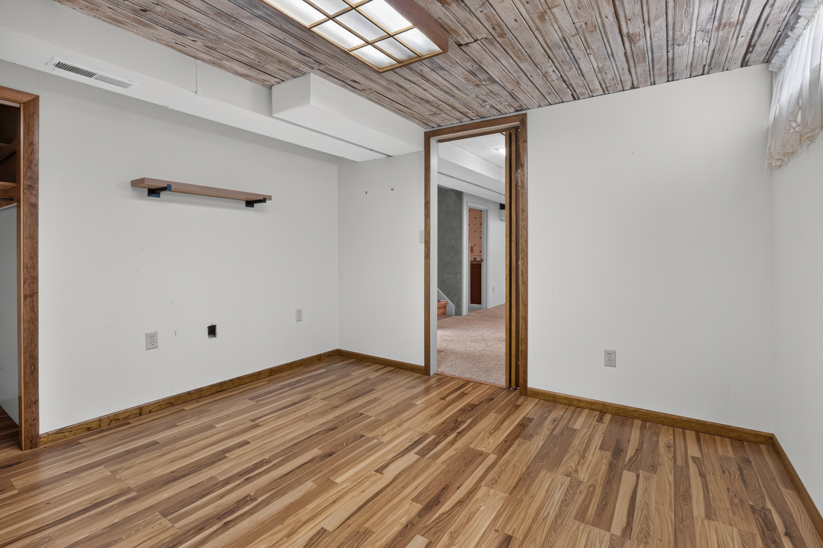 1204 Searle Drive Property Photo 32