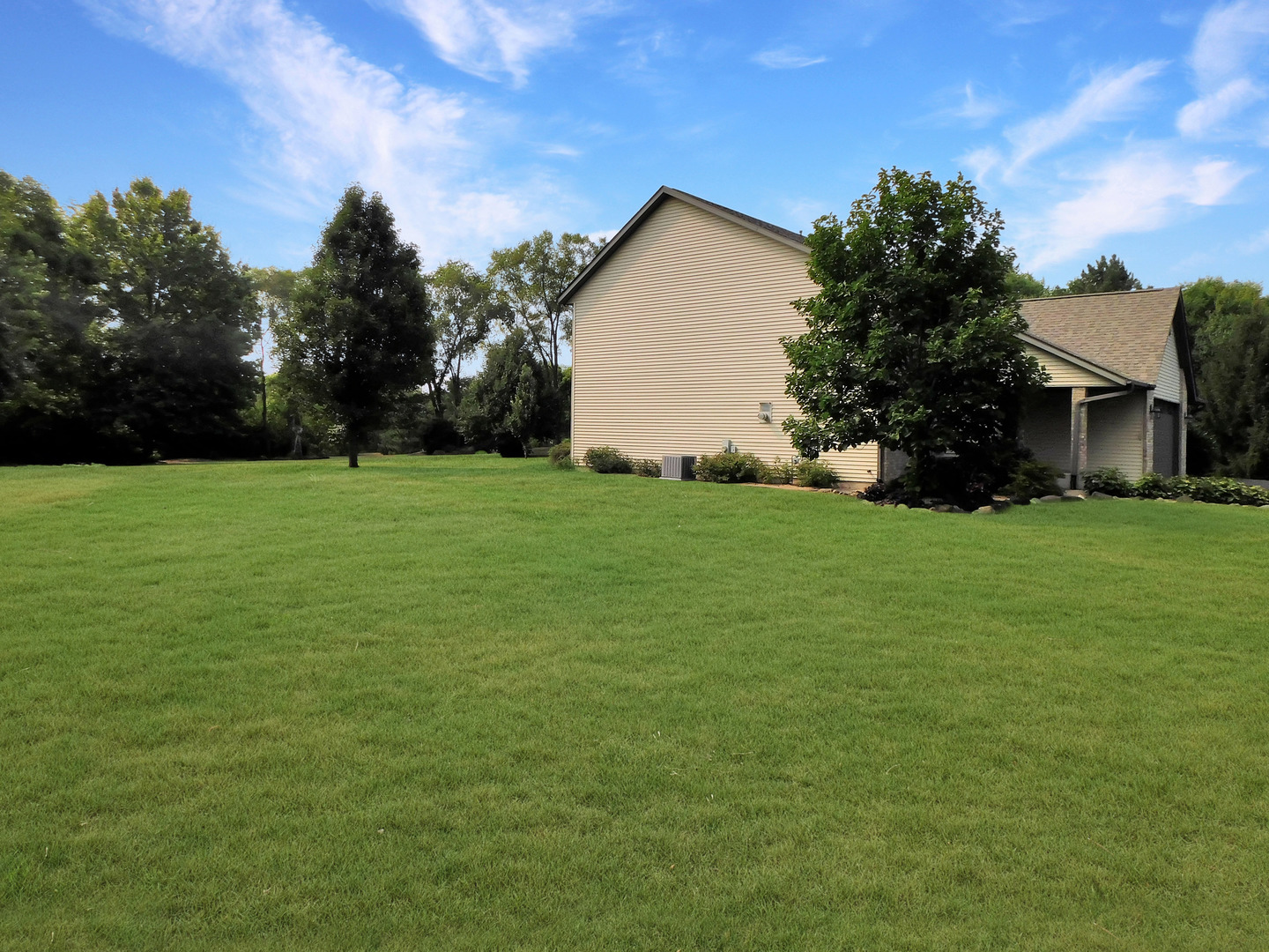 6707 Queenanns Way Property Photo 3