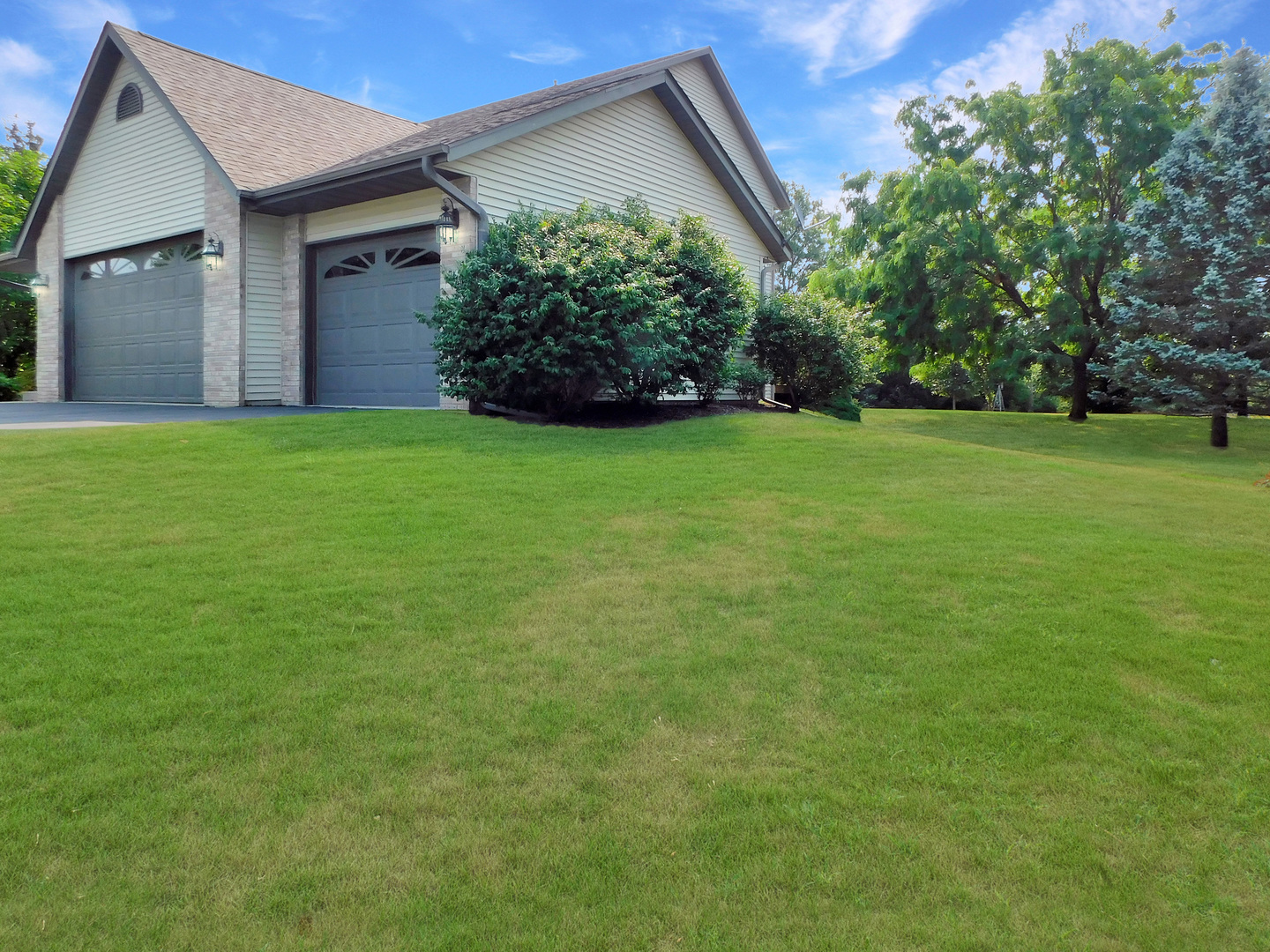 6707 Queenanns Way Property Photo 4