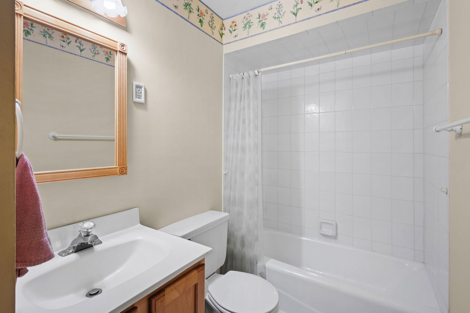 5842 Stuart Lane Property Photo 14