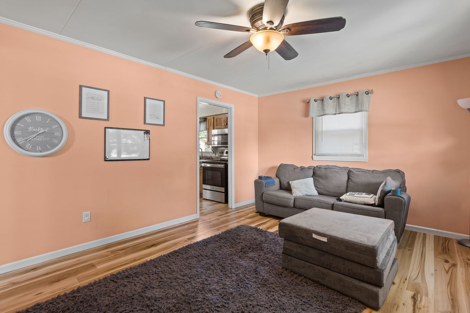 631 N Meadow Street Property Photo 4