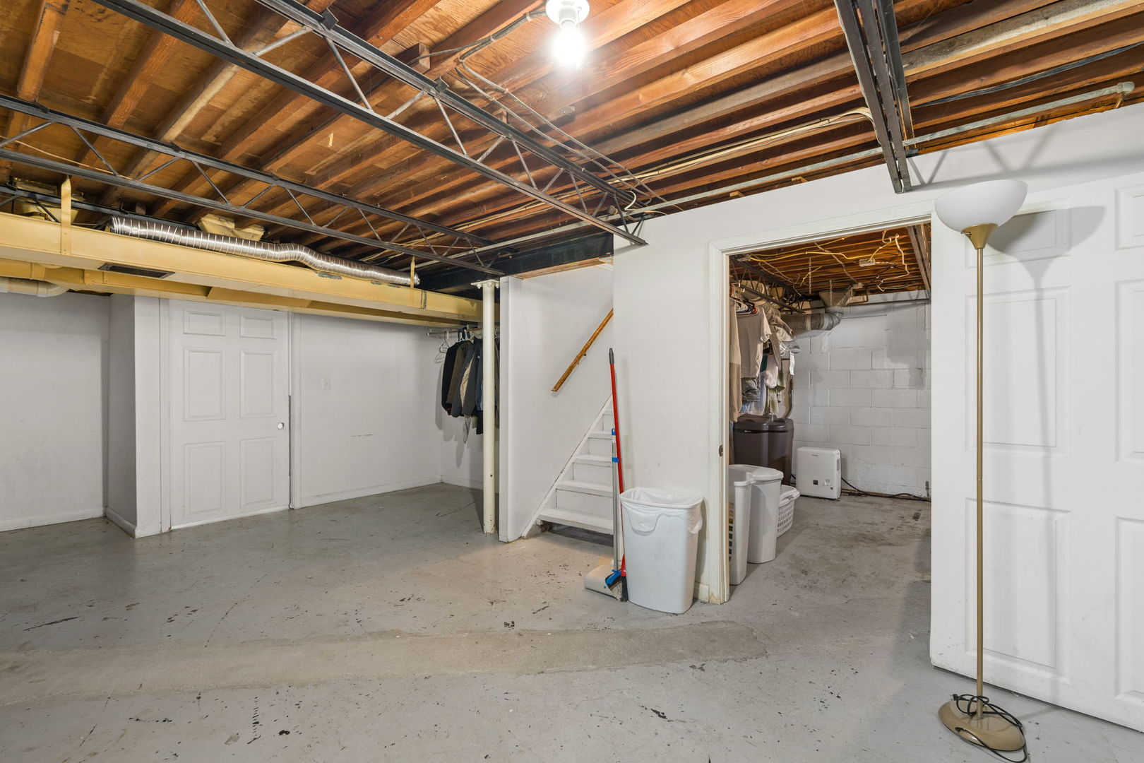 631 N Meadow Street Property Photo 19