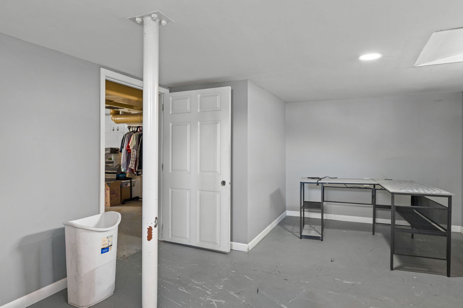 631 N Meadow Street Property Photo 22