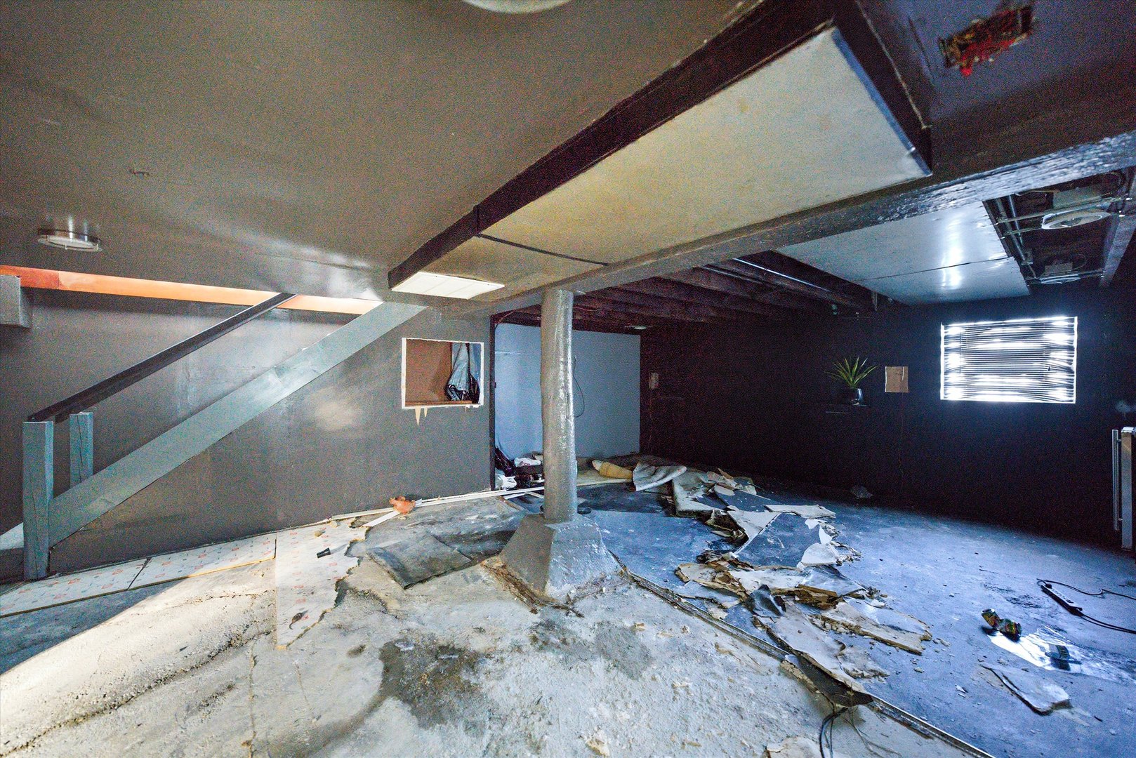 8750 S Princeton Avenue Property Photo 37
