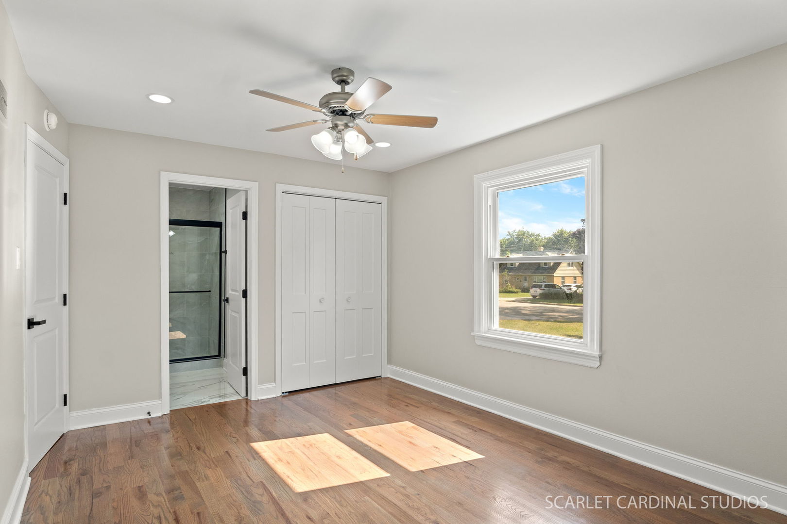 0s 652 S Euclid Avenue Property Photo 10