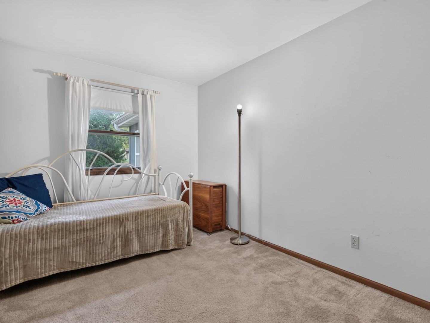 577 Elizabeth Drive Property Photo 18