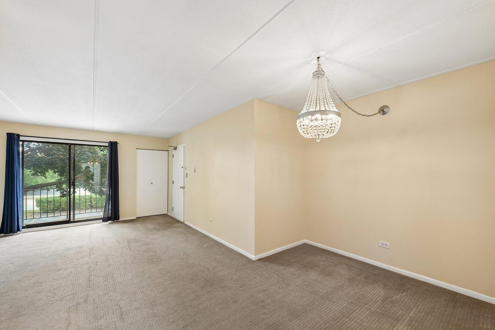 5401 S Chateau Drive 4 Property Photo 6