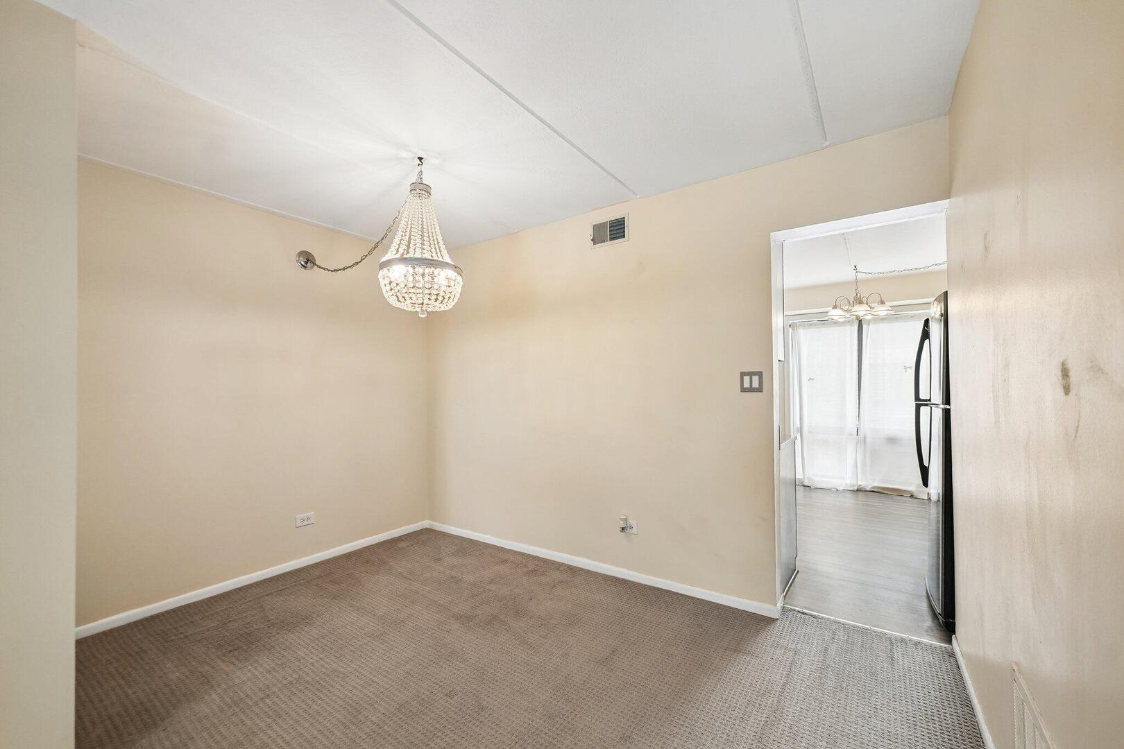 5401 S Chateau Drive 4 Property Photo 8