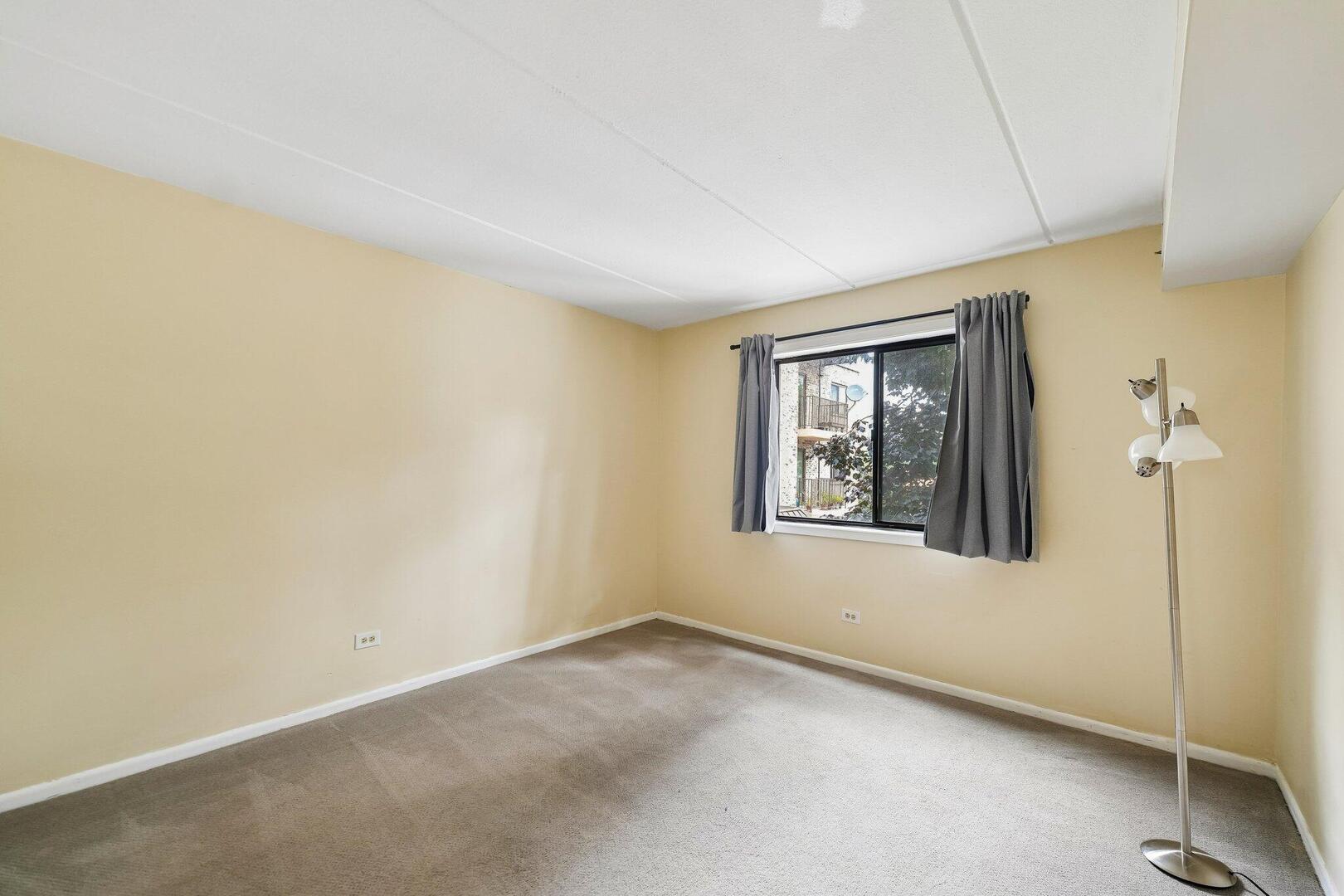5401 S Chateau Drive 4 Property Photo 12