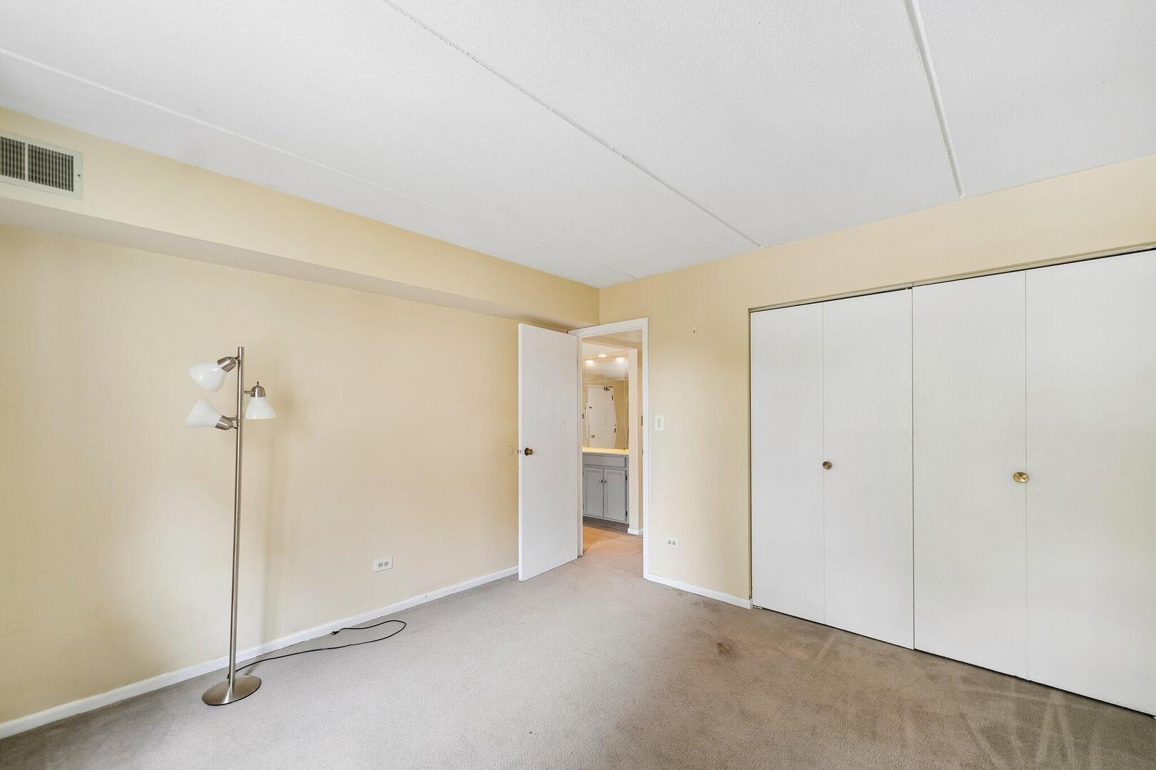 5401 S Chateau Drive 4 Property Photo 13