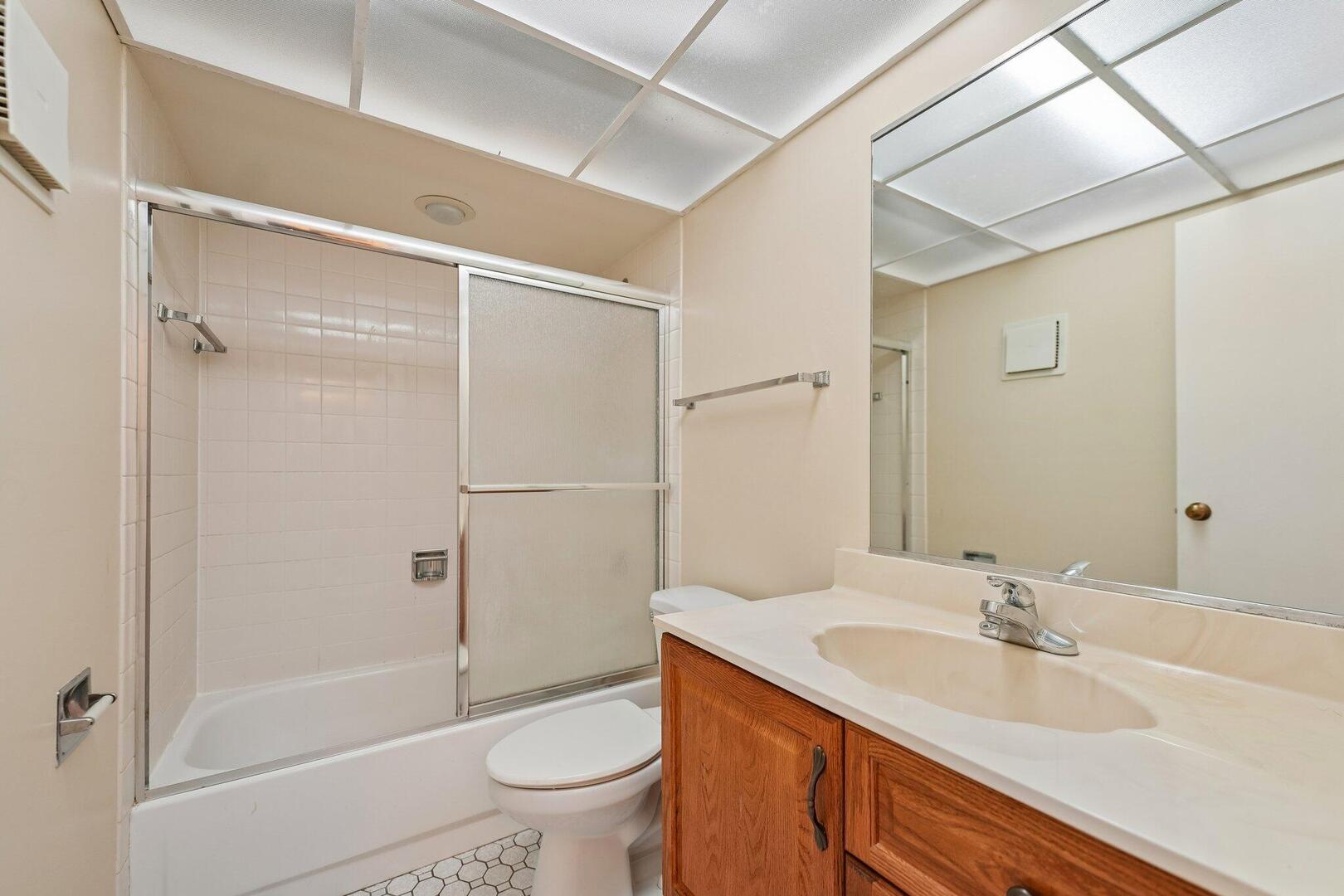 5401 S Chateau Drive 4 Property Photo 14