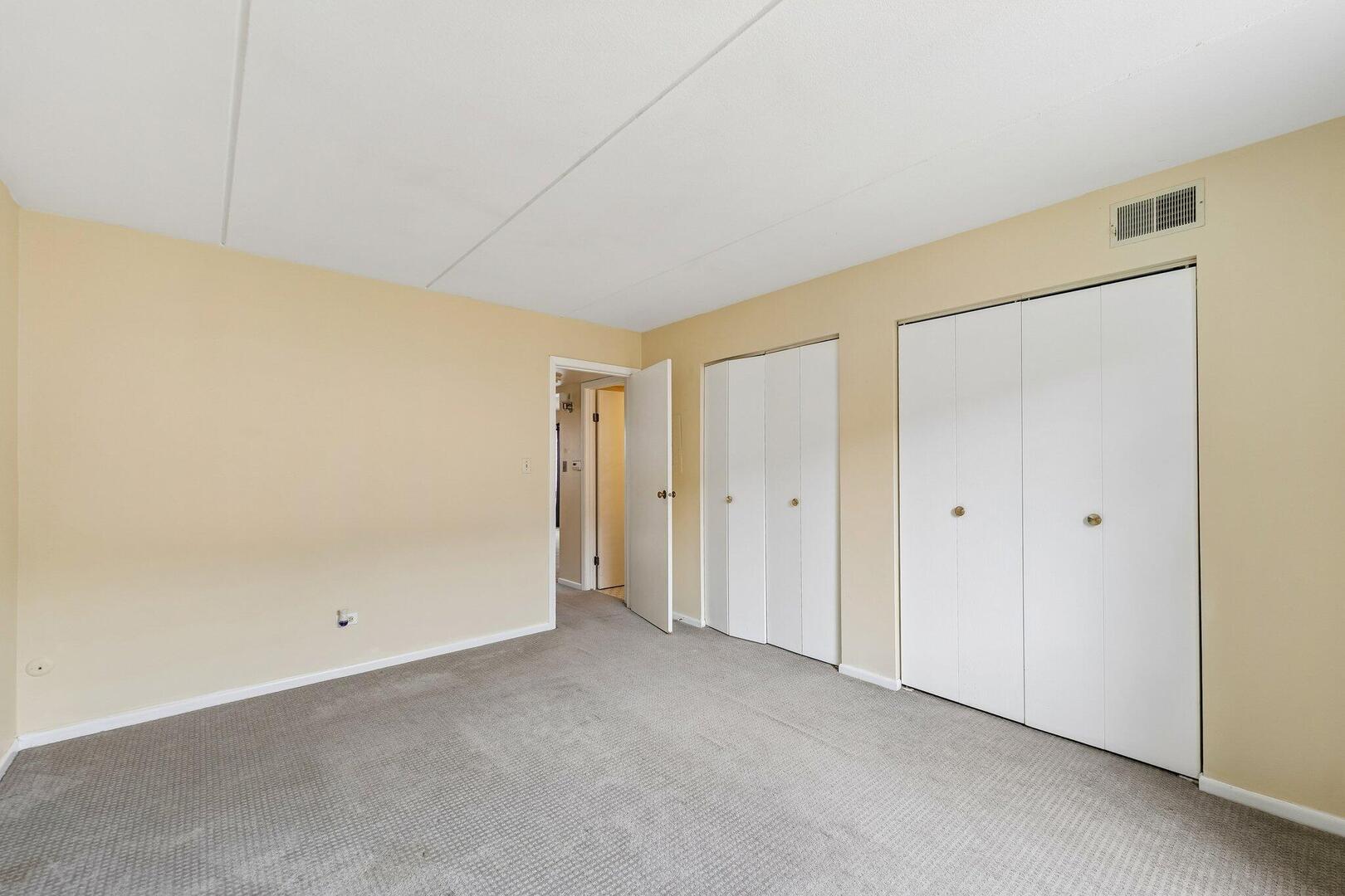 5401 S Chateau Drive 4 Property Photo 17