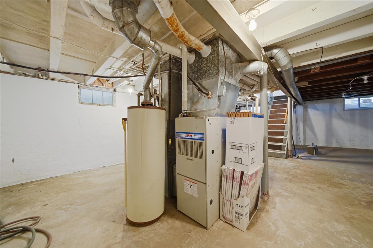 312 Hill Street Property Photo 14