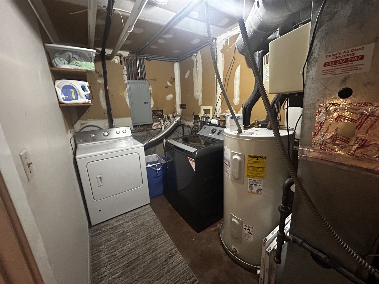 1002 Summerfield Court Property Photo 15