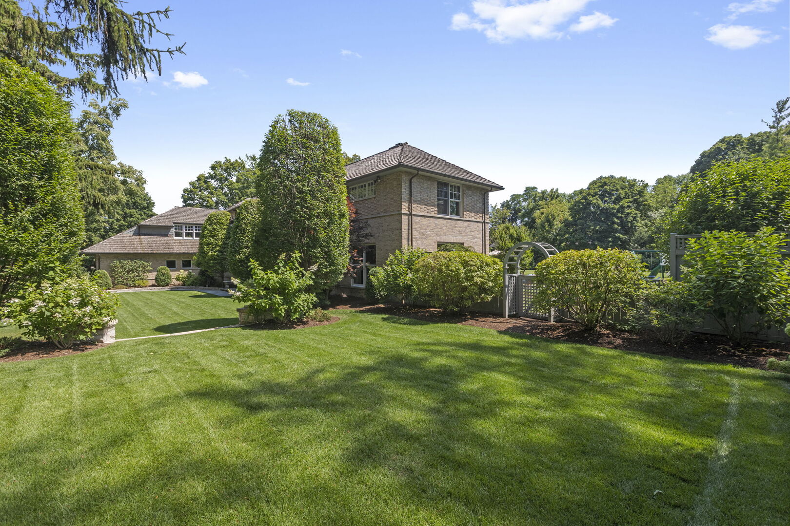 1177 Edgewood Road Property Photo 44